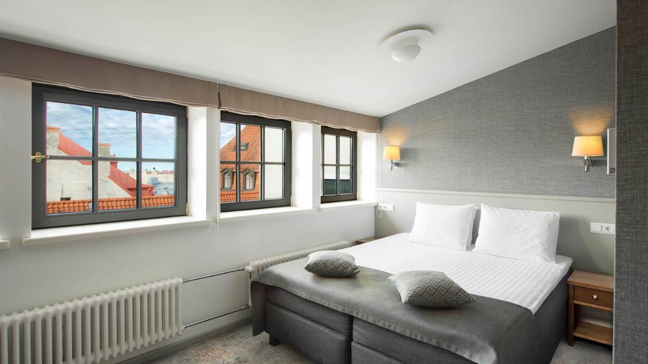 Hestia Barons Old Town Hotel